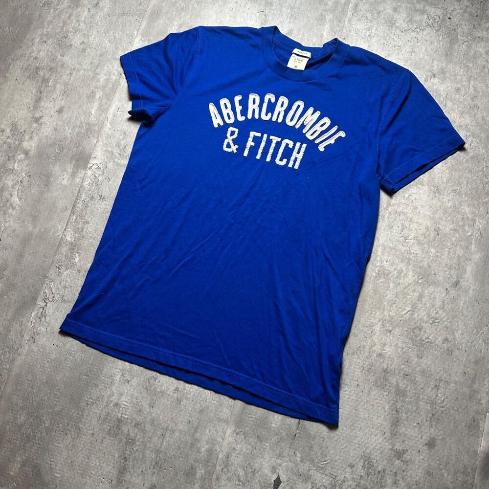 Abercrombie-fitch Men's Blue T-shirt